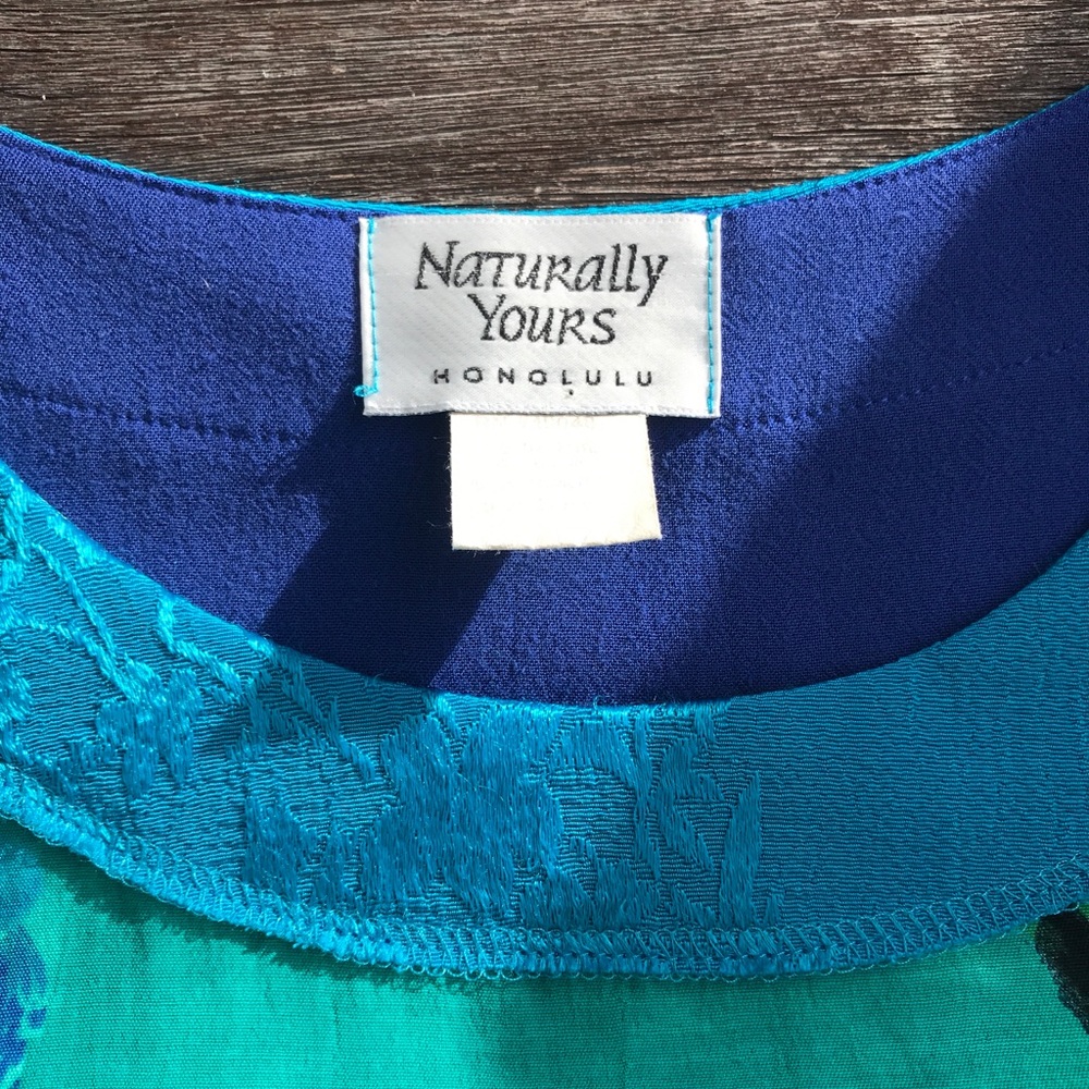Vintage Naturally Yours Honolulu Muu’Muu - Picture 3 of 7